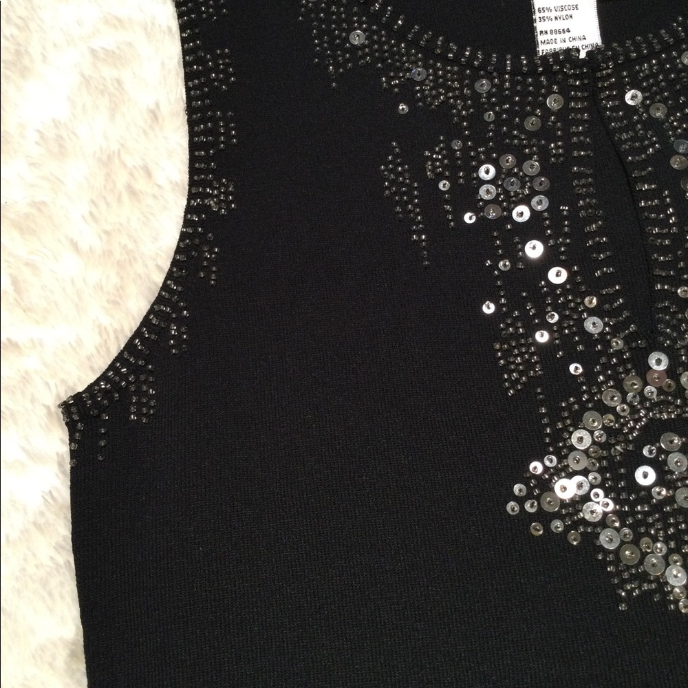 ๐2xHP!๐ VINTAGE | Joseph A. | Exquisite Beaded Sequin Sleeveless Top - Picture 4 of 15